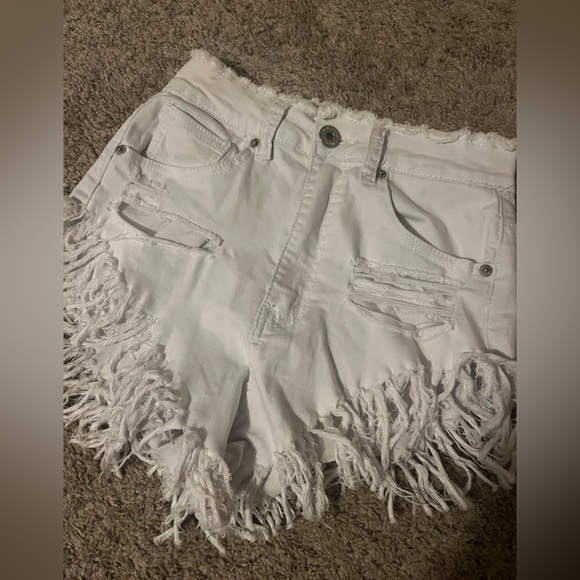 White Frayed Denim Women Shorts - Picture 4 of 7